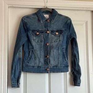 LuLaRoe Harvey XS Blue Denim Medium Wash Jean Jacket With Rose Gold Buttons